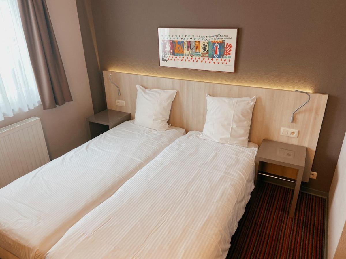 Hotel Les100Ciels Saint-Hubert Ngoại thất bức ảnh